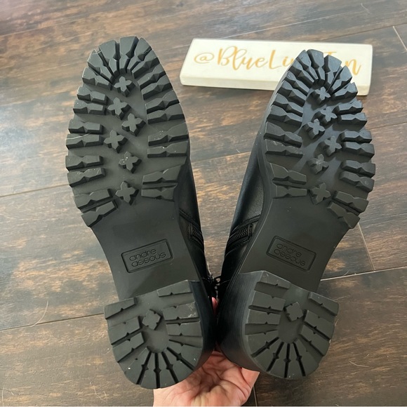 Andre Assous Milla Lug Sole Bootie NWOT - Picture 6 of 7